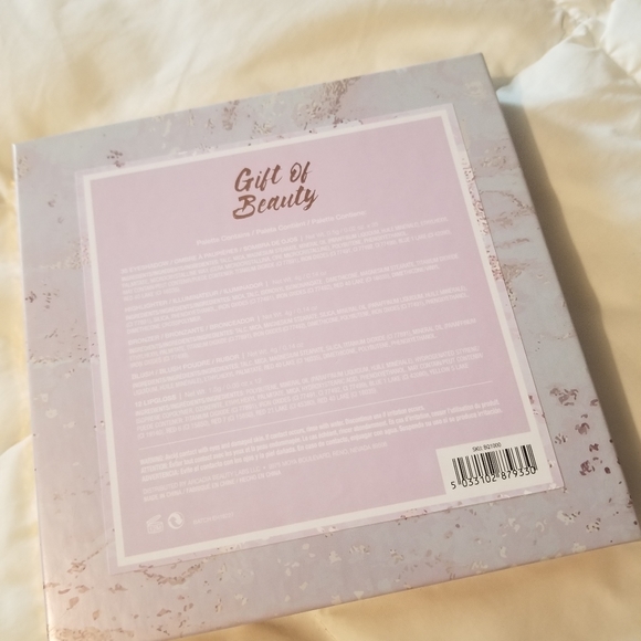 Beautique Gift of Beauty Holiday collection - Picture 5 of 7